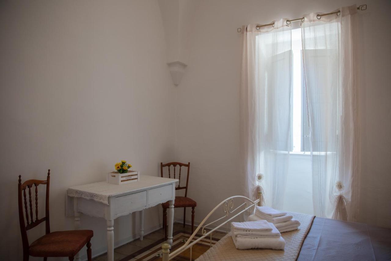 Dimora Dei Nonni 199 Bed and Breakfast Monopoli Exteriör bild