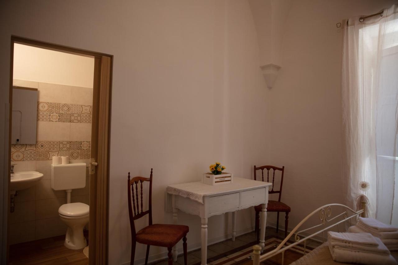 Dimora Dei Nonni 199 Bed and Breakfast Monopoli Exteriör bild